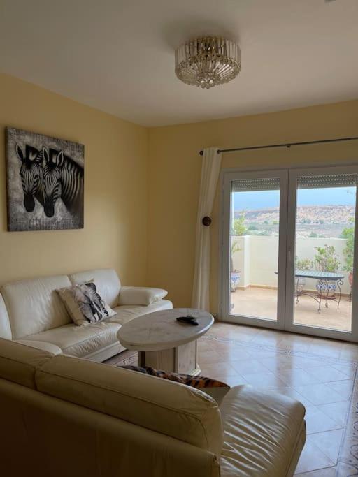 Appartement En Residence + Grande Terrasse Sur Le Toit Saïdia Exterior foto