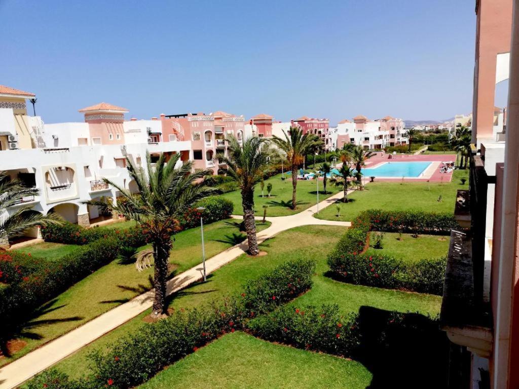 Appartement En Residence + Grande Terrasse Sur Le Toit Saïdia Exterior foto